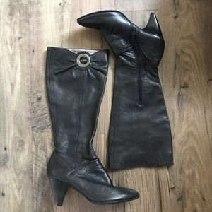 STEVE MADDEN Leather Boots